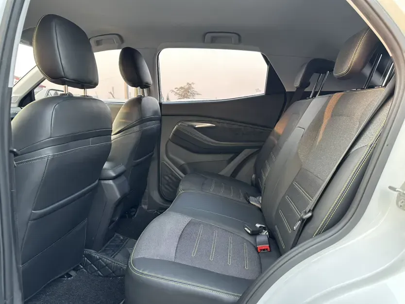 2020 BaoJun RS-3 1.5L 99HP L4 CVT,autocango,china used car exporter,china ev exporter,chinese used car exporter,chinese used ev exporter