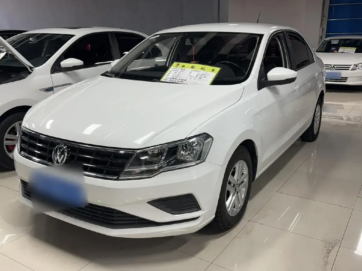2017 Volkswagen Jetta 1.5L 110HP L4 5MT