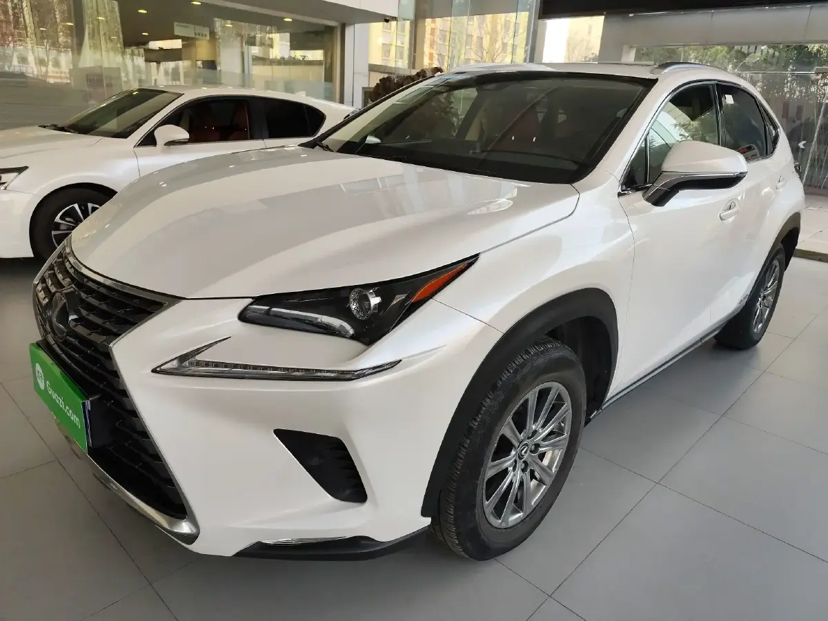 2020 Lexus NX 2.5L 155HP L4 E-CVT Hybrid