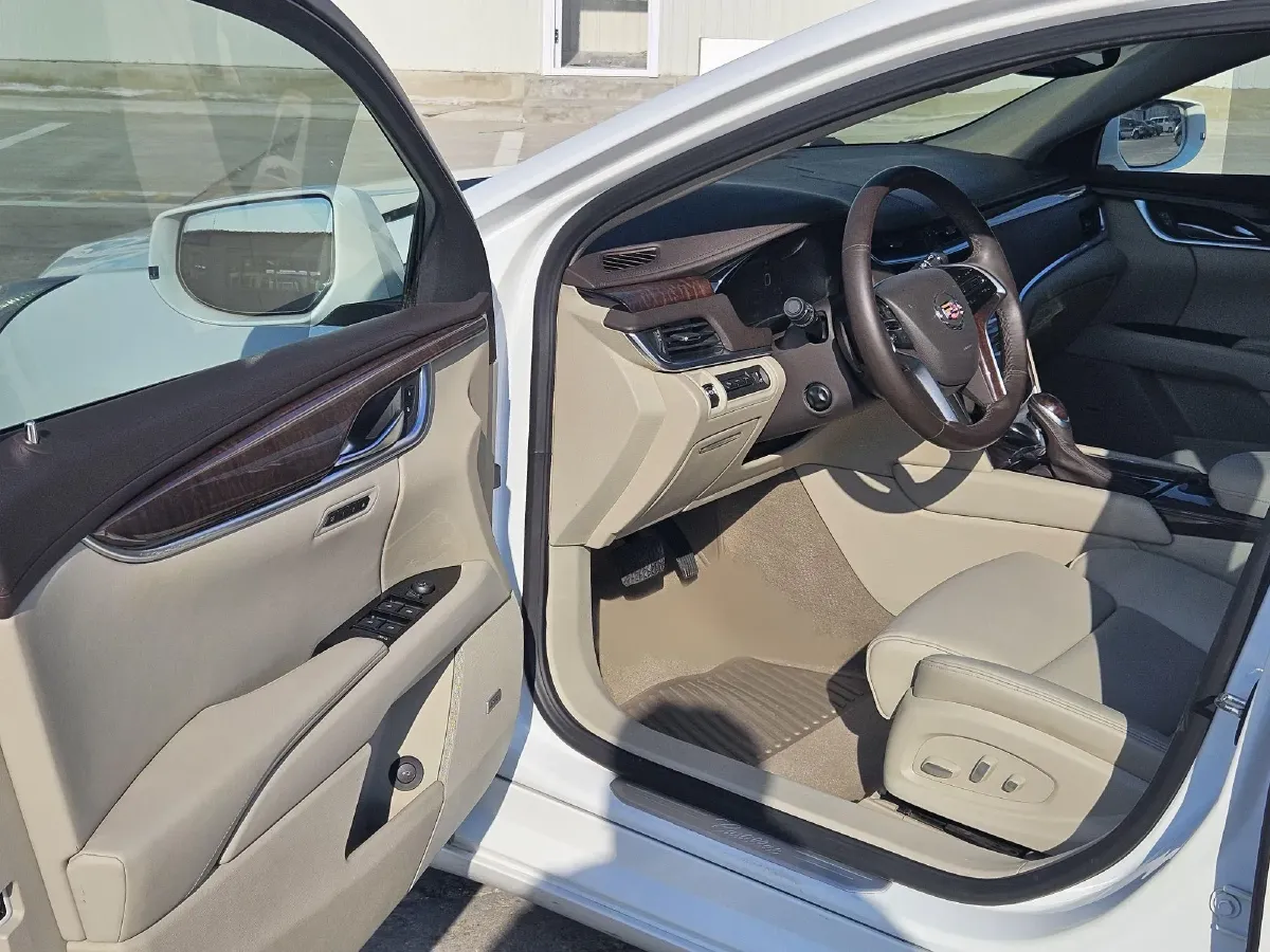 2013 Cadillac XTS 3.6L 309HP V6 6AT,autocango,china used car exporter,china ev exporter,chinese used car exporter,chinese used ev exporter