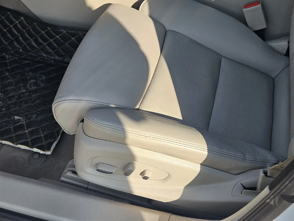 2013 Cadillac XTS 3.6L 309HP V6 6AT,autocango,china used car exporter,china ev exporter,chinese used car exporter,chinese used ev exporter