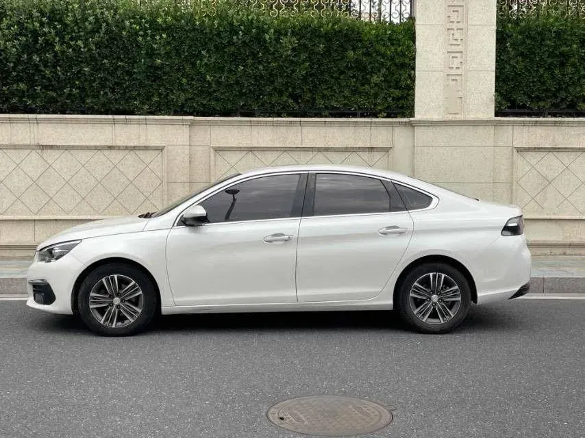 2016 Peugeot 308 1.6L 117HP L4 6AT,autocango,china used car exporter,china ev exporter,chinese used car exporter,chinese used ev exporter