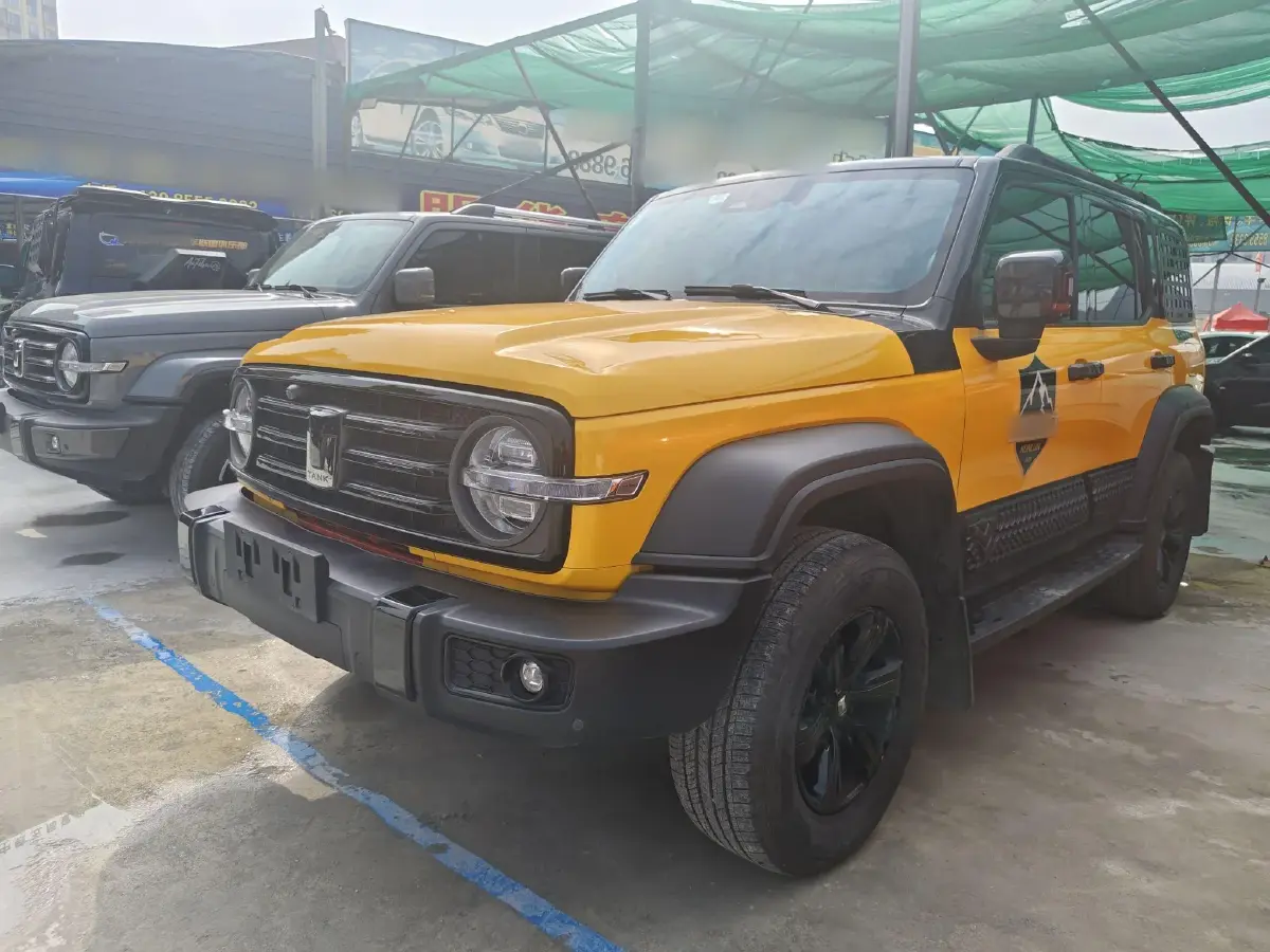 2021 Tank 300 2.0T 227HP L4 8AT