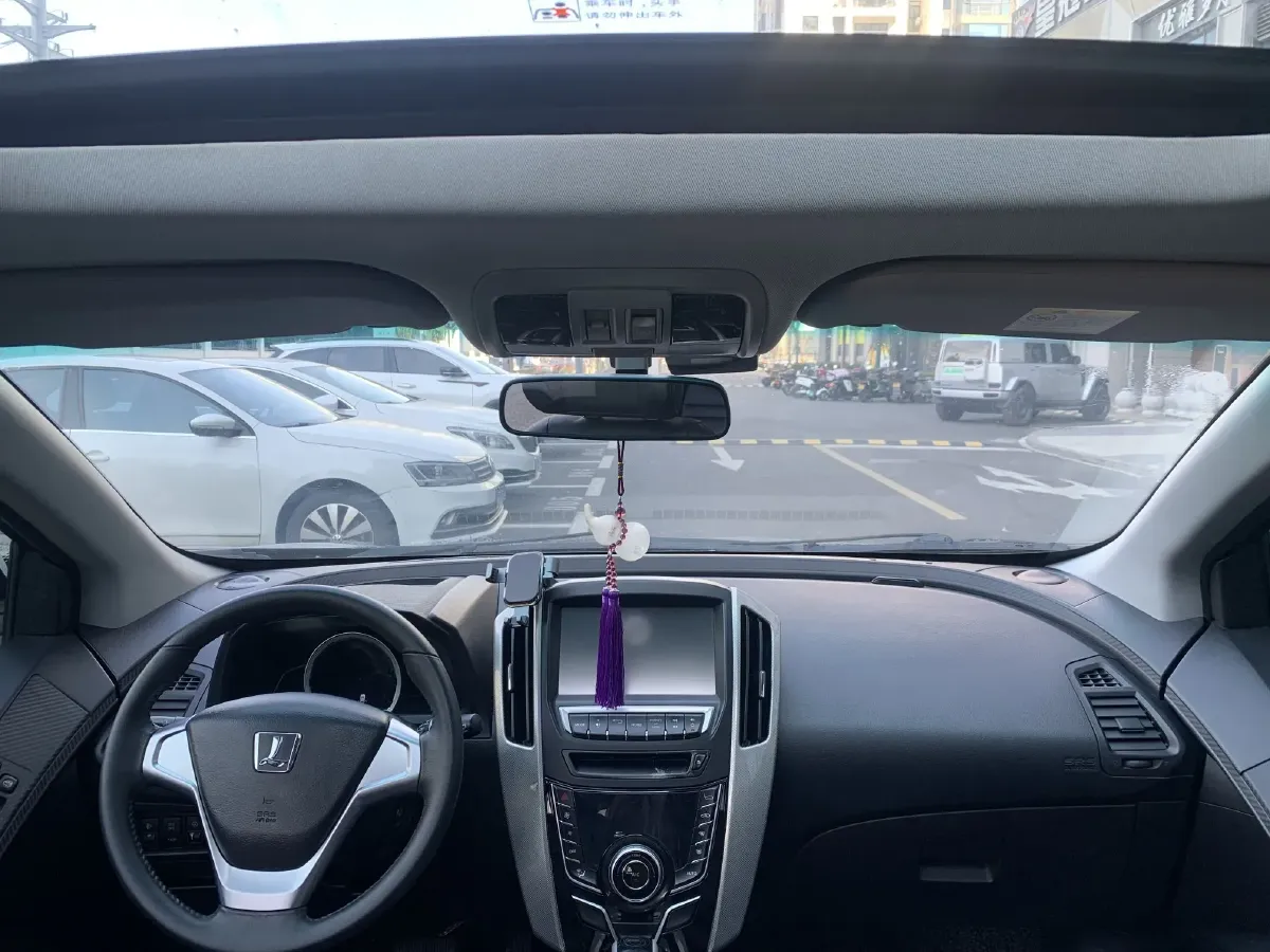 2015 Luxgen 6 SUV 1.8T 180HP L4 6AT,autocango,china used car exporter,china ev exporter,chinese used car exporter,chinese used ev exporter