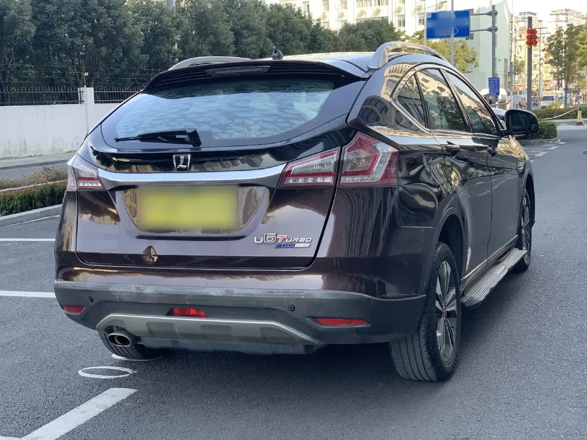 2015 Luxgen 6 SUV 1.8T 180HP L4 6AT,autocango,china used car exporter,china ev exporter,chinese used car exporter,chinese used ev exporter