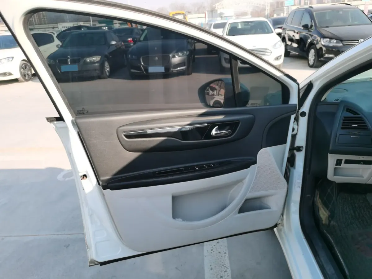 2013 Citroen C-Quatre 1.6L 117HP L4 4AT,autocango,china used car exporter,china ev exporter,chinese used car exporter,chinese used ev exporter