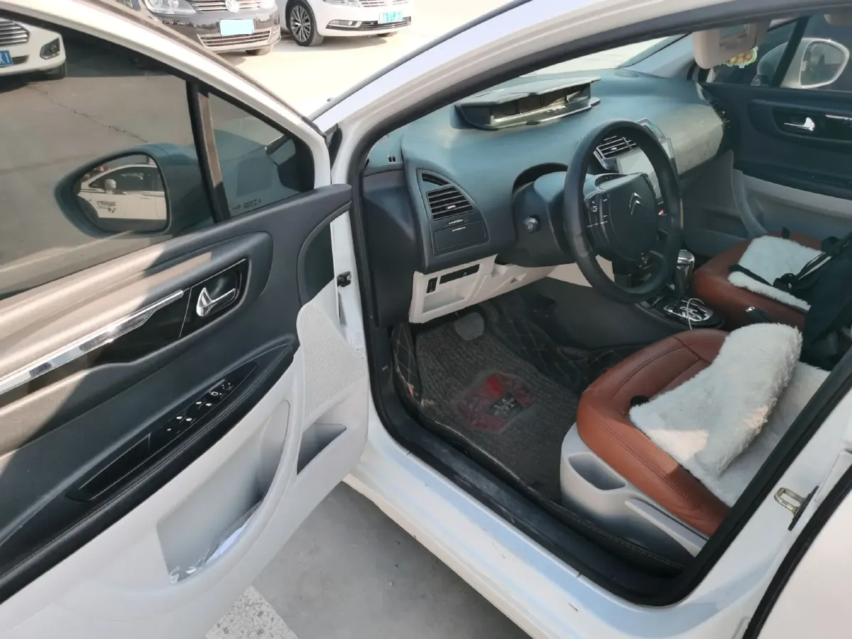 2013 Citroen C-Quatre 1.6L 117HP L4 4AT,autocango,china used car exporter,china ev exporter,chinese used car exporter,chinese used ev exporter