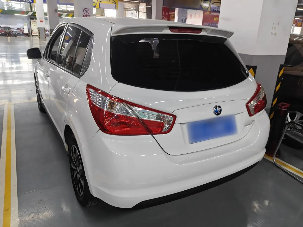 2013 Venucia R50 1.6L 117HP L4 4AT,autocango,china used car exporter,china ev exporter,chinese used car exporter,chinese used ev exporter