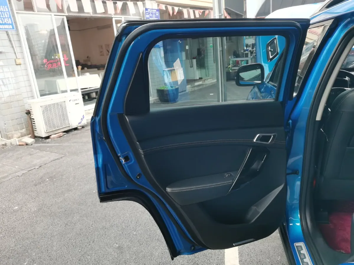 2021 BeiJing BJ30 1.5T 156HP L4 6AT,autocango,china used car exporter,china ev exporter,chinese used car exporter,chinese used ev exporter