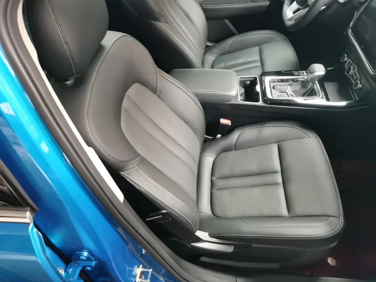 2021 BeiJing BJ30 1.5T 156HP L4 6AT,autocango,china used car exporter,china ev exporter,chinese used car exporter,chinese used ev exporter