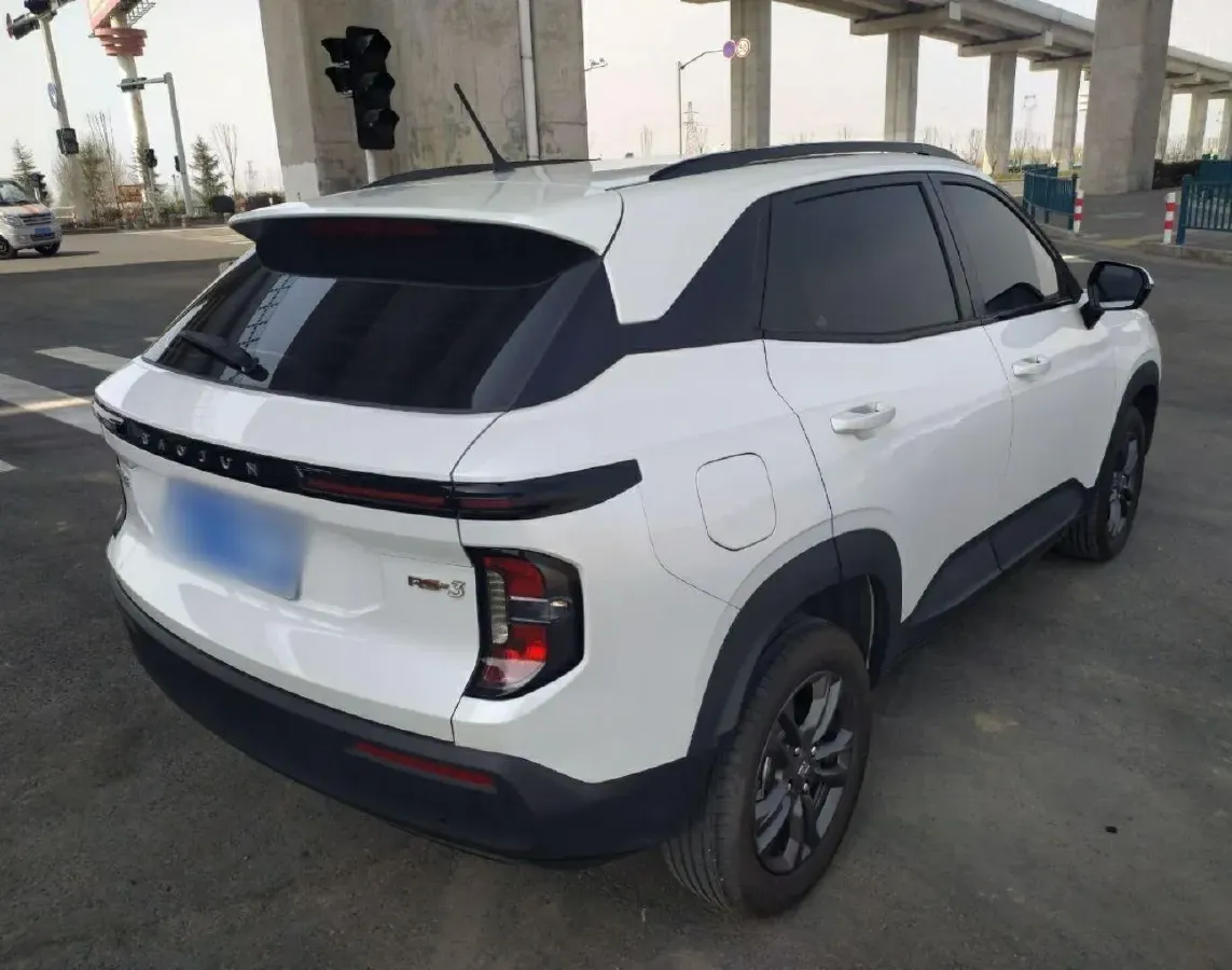 2020 BaoJun RS-3 1.5L 99HP L4 CVT,autocango,china used car exporter,china ev exporter,chinese used car exporter,chinese used ev exporter