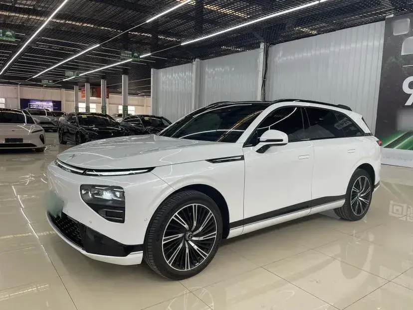 2024 Xpeng G9 BEV 98KWH