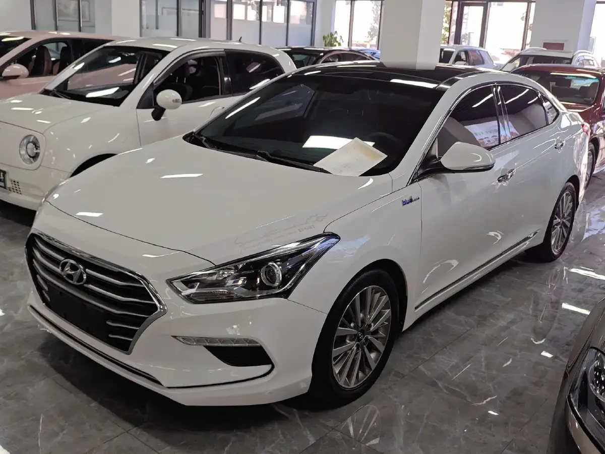 2017 Hyundai Mistra 1.8L 143HP L4 6AT