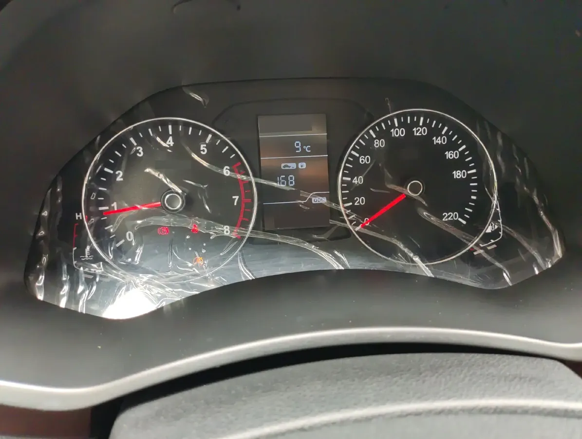 2016 FAW Senia R7 1.6L 116HP L4 5MT,autocango,china used car exporter,china ev exporter,chinese used car exporter,chinese used ev exporter