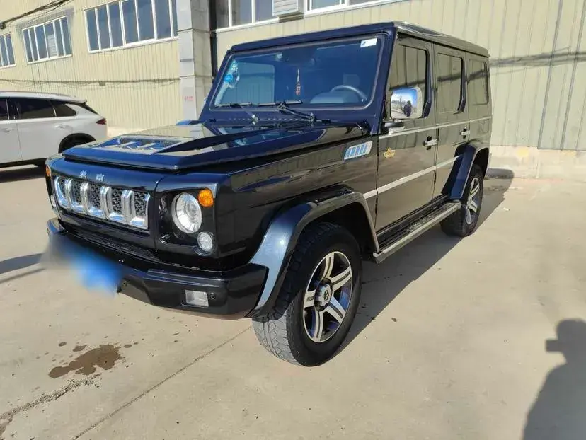 2016 BeiJing BJ80 2.3T 250HP L4 6AT