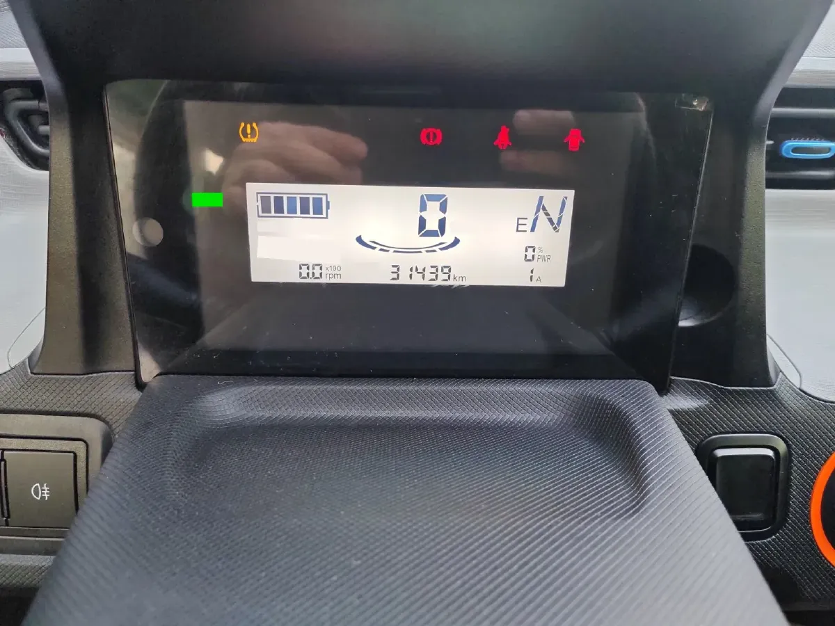 2022 WuLing HongGuang MINI EV BEV 9.3KWH,autocango,china used car exporter,china ev exporter,chinese used car exporter,chinese used ev exporter