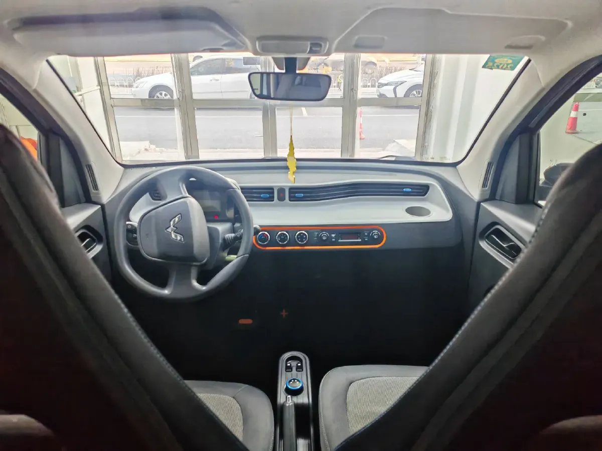 2022 WuLing HongGuang MINI EV BEV 9.3KWH,autocango,china used car exporter,china ev exporter,chinese used car exporter,chinese used ev exporter