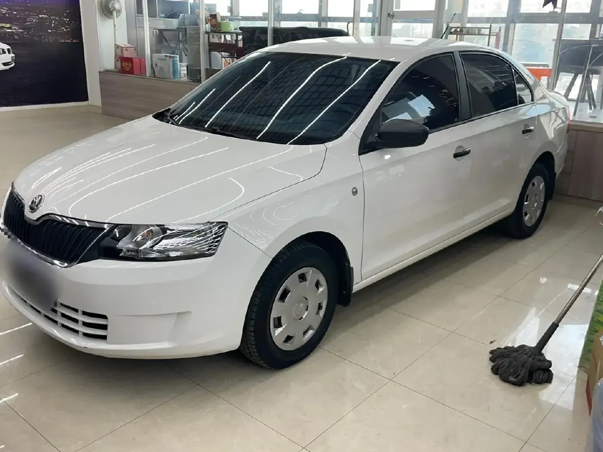 2016 Skoda Rapid 1.6L 110HP L4 6AT