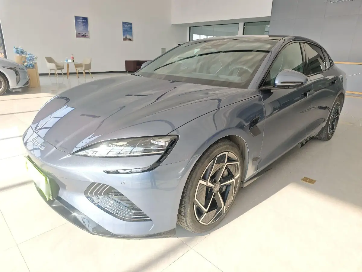 2023 BYD Seal BEV 82.5KWH