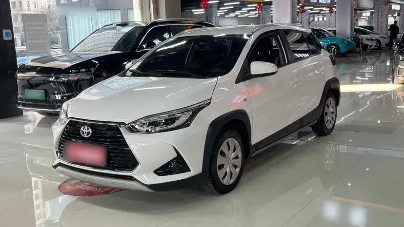 2020 Toyota Yaris L 1.5L 110HP L4 CVT