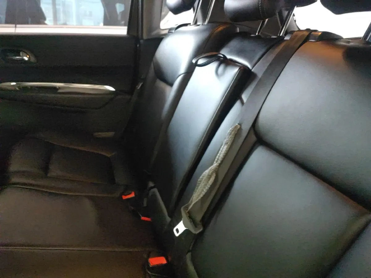 2015 Peugeot 3008 1.6T 167HP L4 6AT,autocango,china used car exporter,china ev exporter,chinese used car exporter,chinese used ev exporter