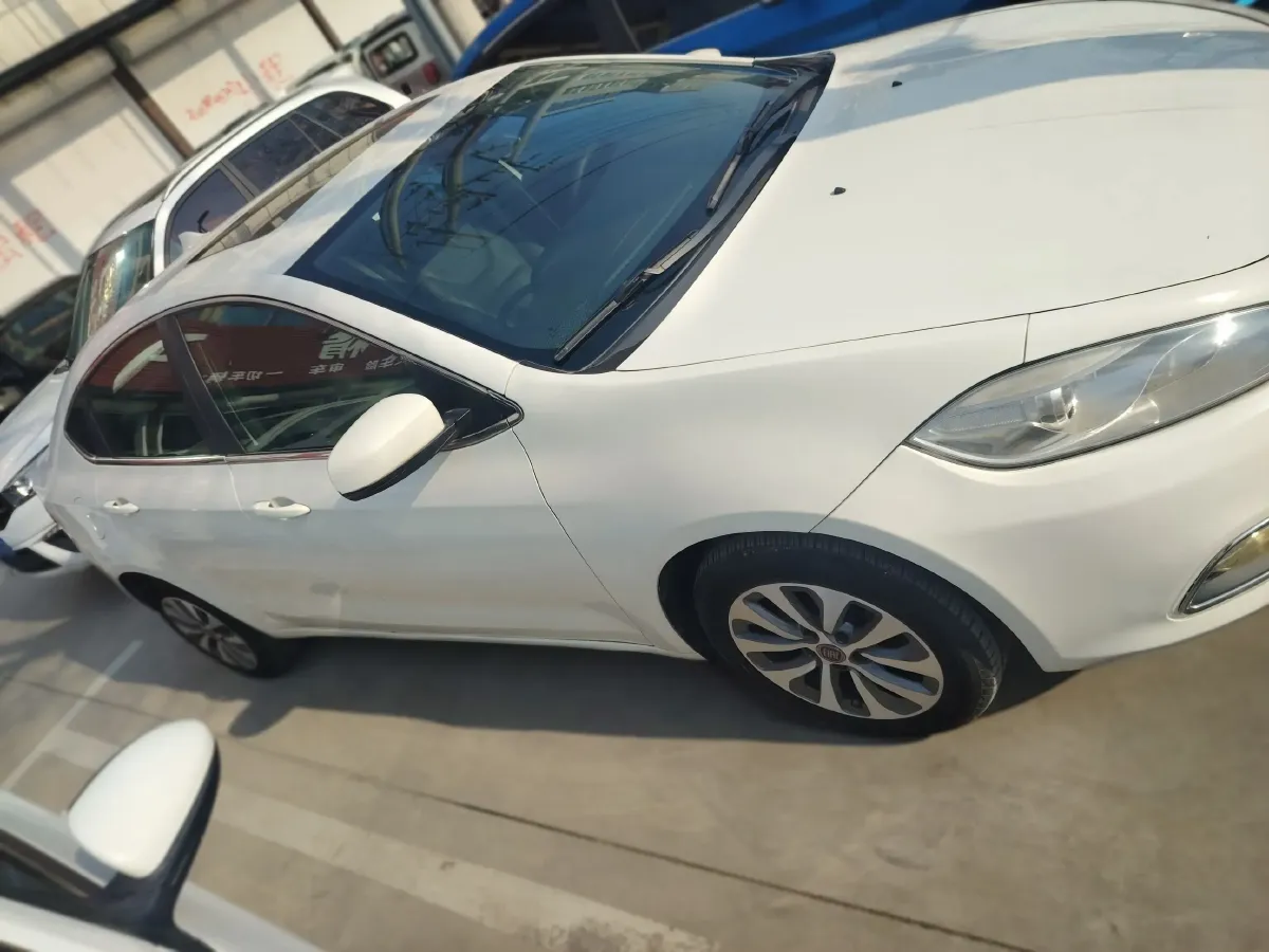 2014 Fiat Viaggio 1.4T 120HP L4 5MT,autocango,china used car exporter,china ev exporter,chinese used car exporter,chinese used ev exporter