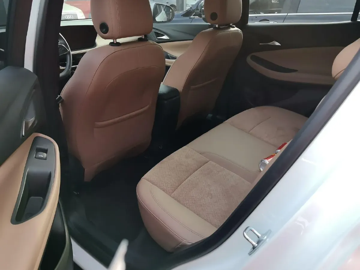 2023 Buick Encore Plus 1.5T 184HP L4 CVT,autocango,china used car exporter,china ev exporter,chinese used car exporter,chinese used ev exporter