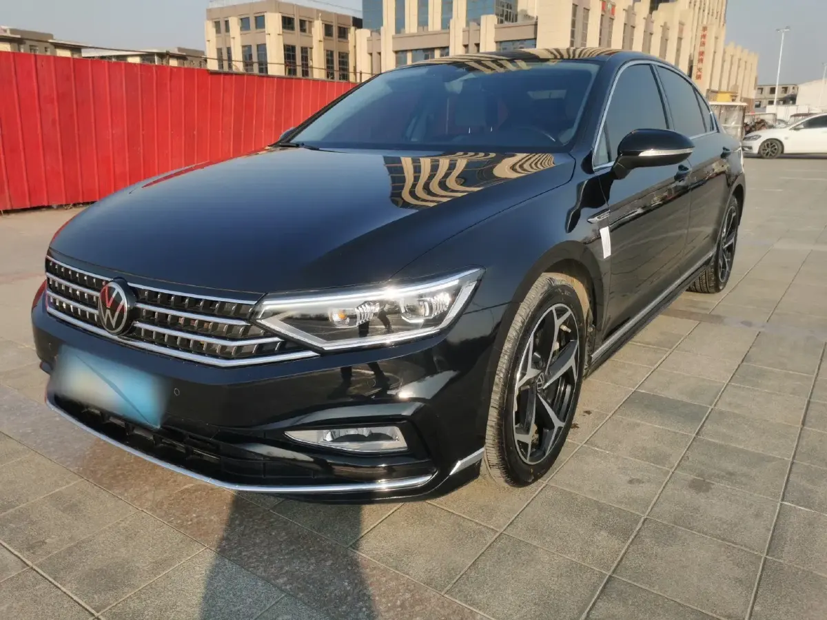 2023 Volkswagen Magotan 2.0T 186HP L4 7DCT
