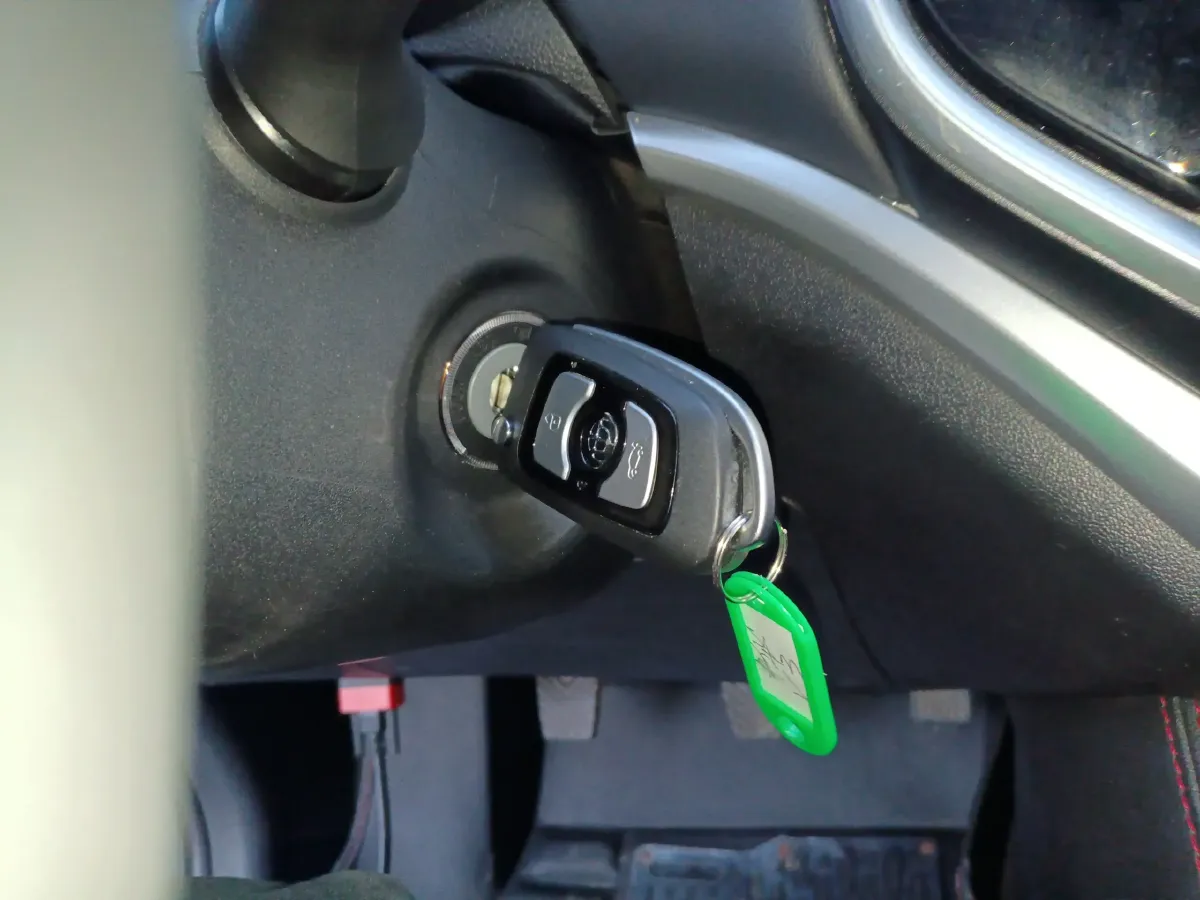 2017 Brilliance Auto V3 1.5L 112HP L4 5MT,autocango,china used car exporter,china ev exporter,chinese used car exporter,chinese used ev exporter