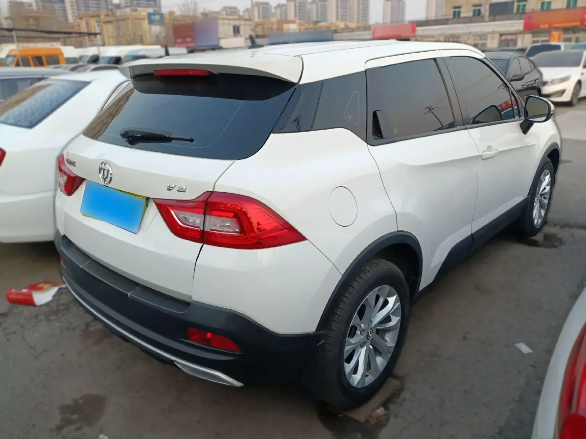 2017 Brilliance Auto V3 1.5L 112HP L4 5MT,autocango,china used car exporter,china ev exporter,chinese used car exporter,chinese used ev exporter