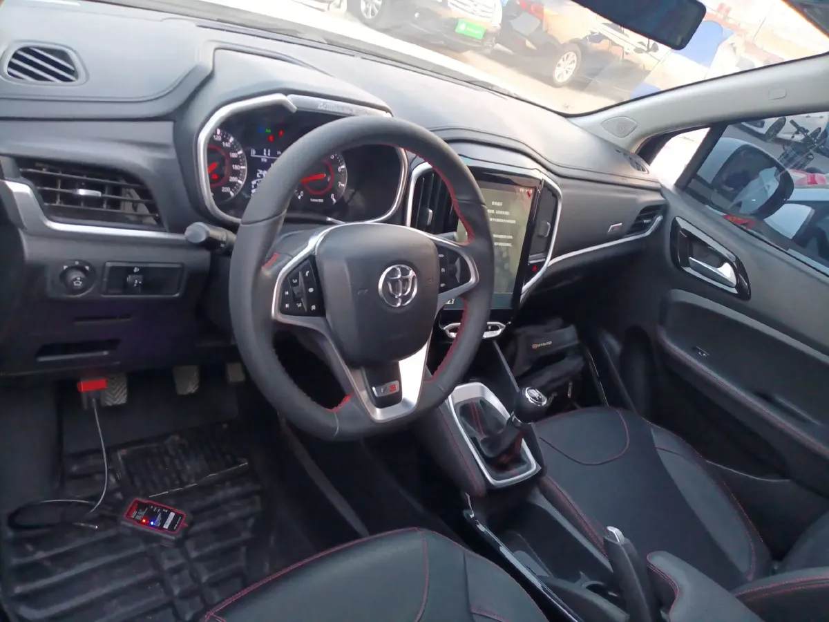 2017 Brilliance Auto V3 1.5L 112HP L4 5MT,autocango,china used car exporter,china ev exporter,chinese used car exporter,chinese used ev exporter