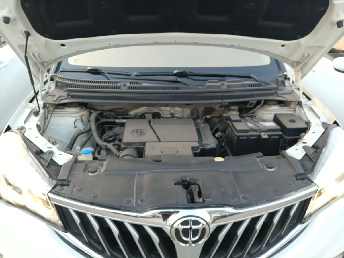 2017 Brilliance Auto V3 1.5L 112HP L4 5MT,autocango,china used car exporter,china ev exporter,chinese used car exporter,chinese used ev exporter