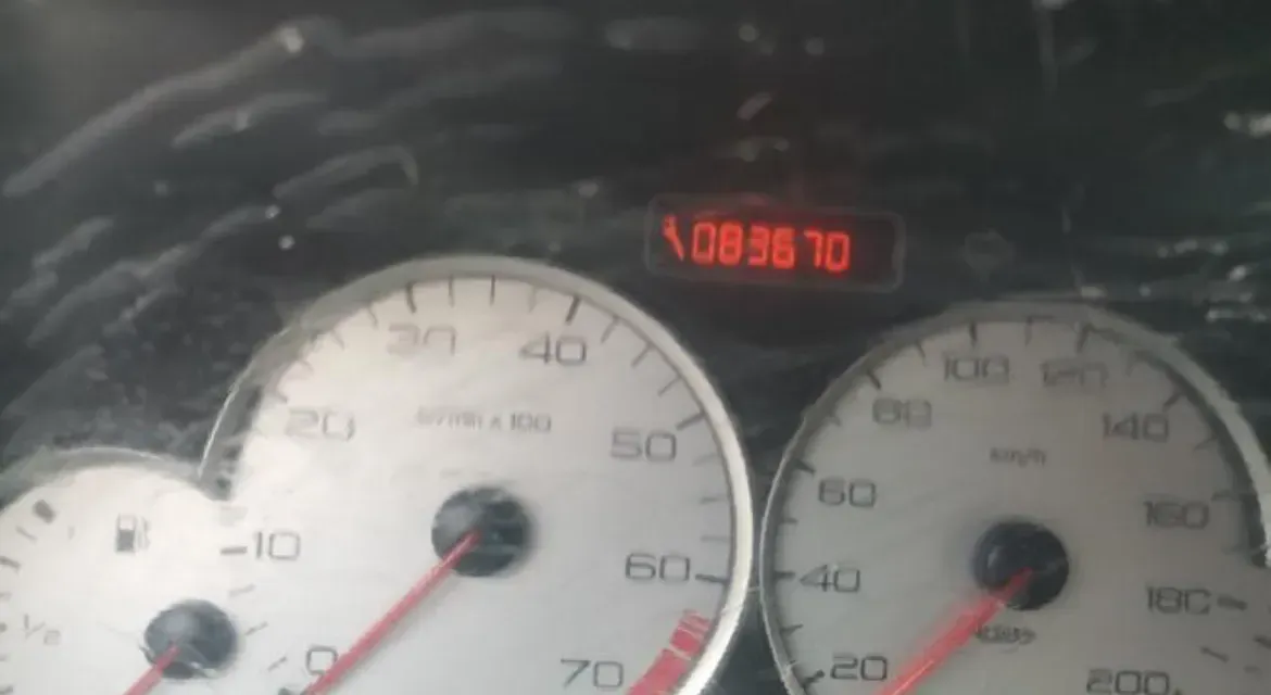 2012 Citroen C2 1.4L 76HP L4 5MT,autocango,china used car exporter,china ev exporter,chinese used car exporter,chinese used ev exporter