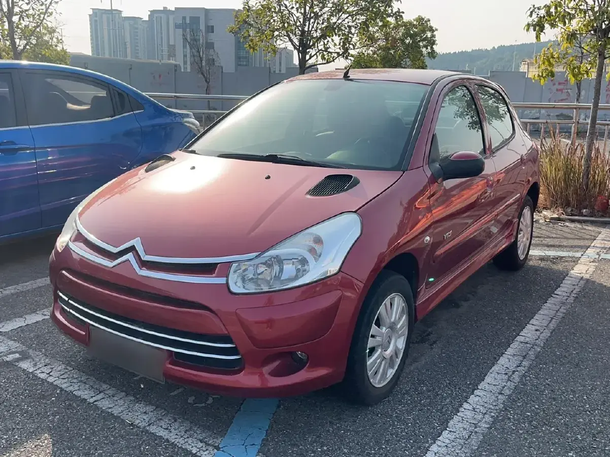 2012 Citroen C2 1.4L 76HP L4 5MT