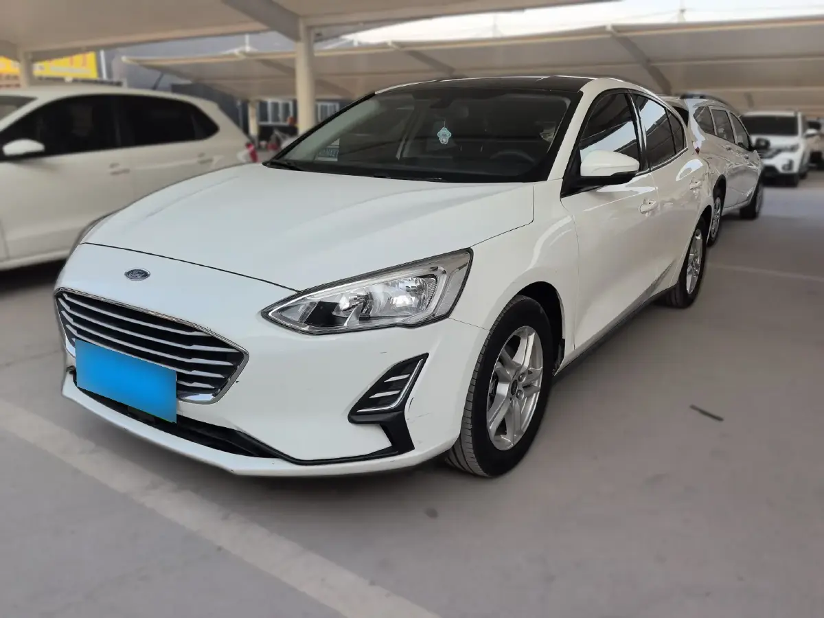 2019 Ford Focus 1.5L 122HP L3 6MT