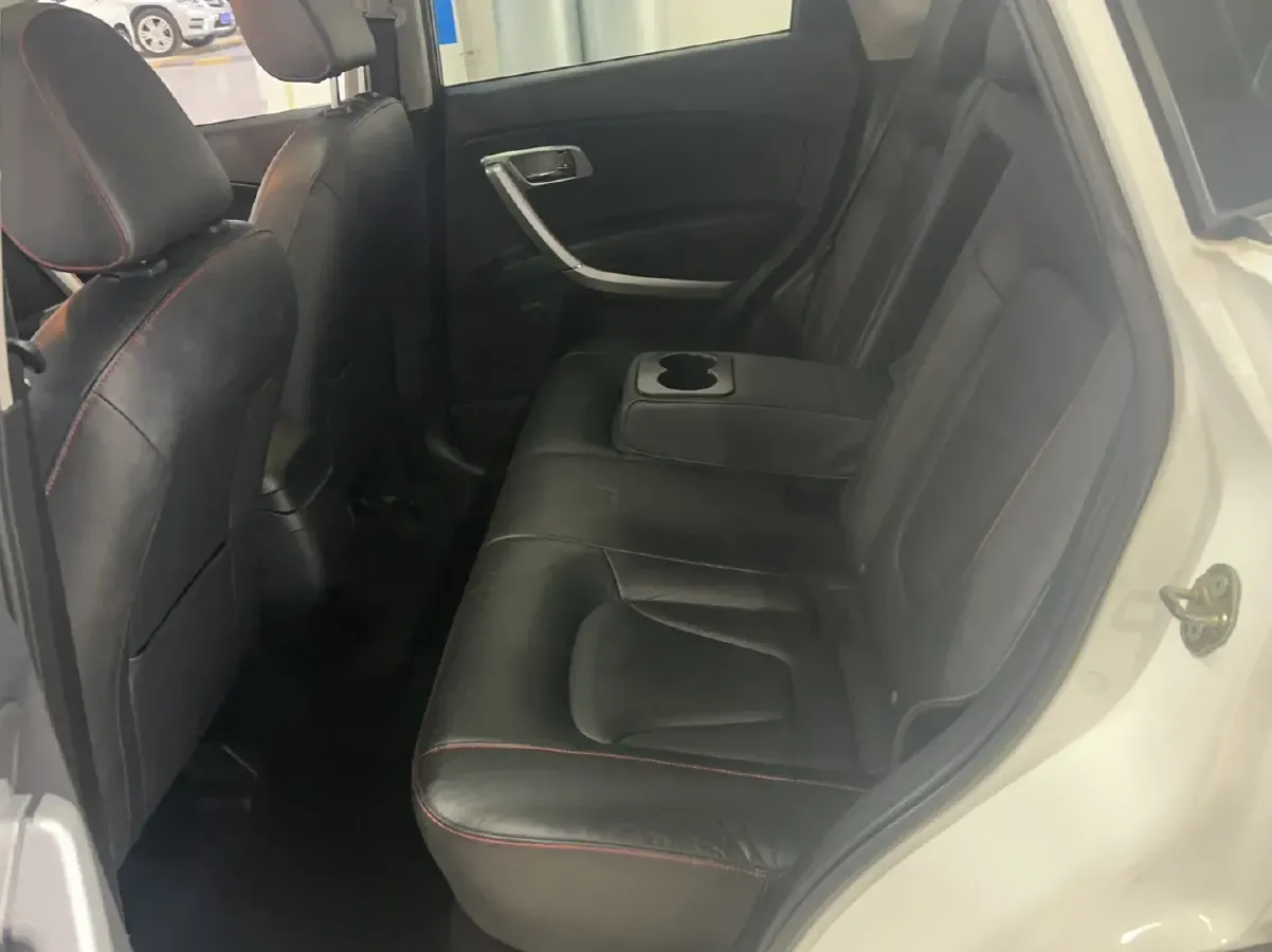 2013 Bestune X80 2.0L 147HP L4 6AT,autocango,china used car exporter,china ev exporter,chinese used car exporter,chinese used ev exporter