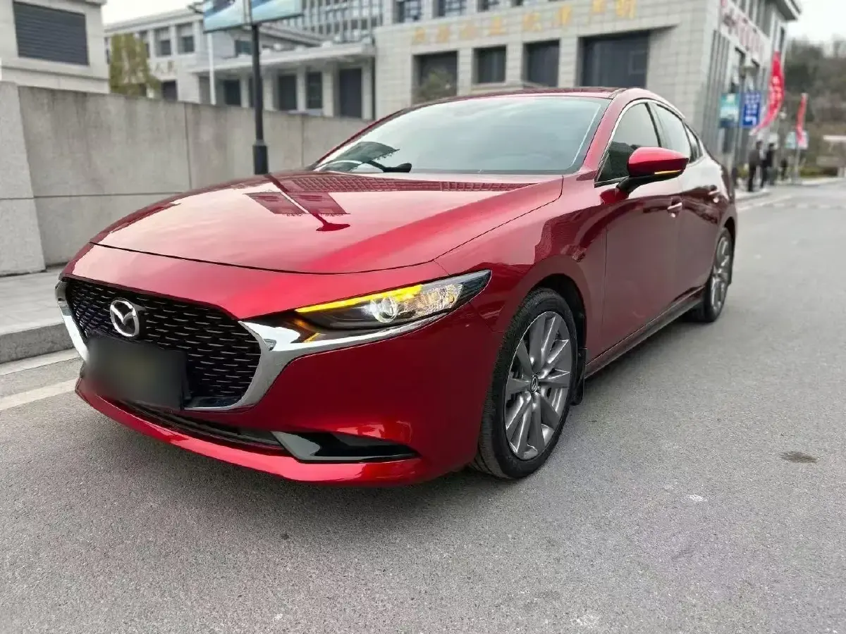 2021 Mazda 3 Axela 2.0L 158HP L4 6AT