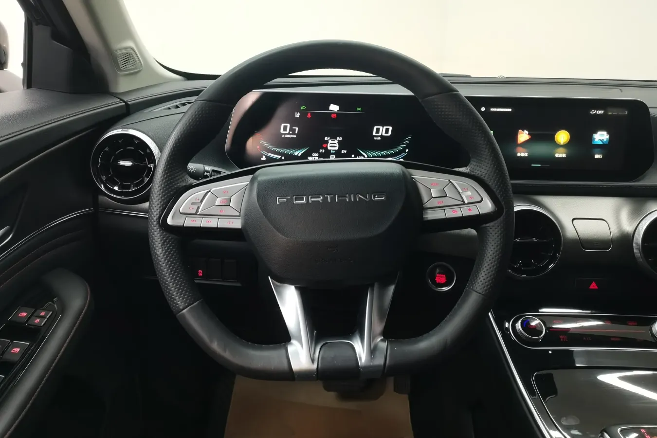 2021 DongFeng Forthing T5 EVO 1.5T 197HP L4 7DCT,autocango,china used car exporter,china ev exporter,chinese used car exporter,chinese used ev exporter