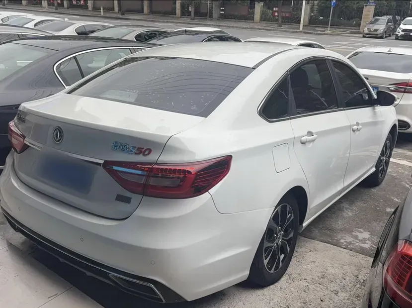 2017 DongFeng Forthing Joyear S50 1.6L 122HP L4 CVT,autocango,china used car exporter,china ev exporter,chinese used car exporter,chinese used ev exporter