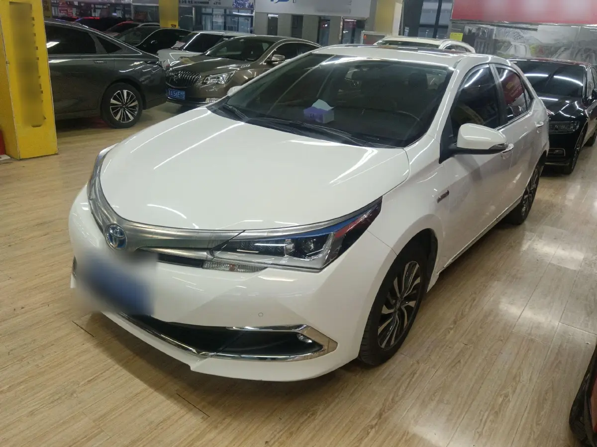 2017 Toyota Corolla 1.8L 99HP L4 E-CVT Hybrid