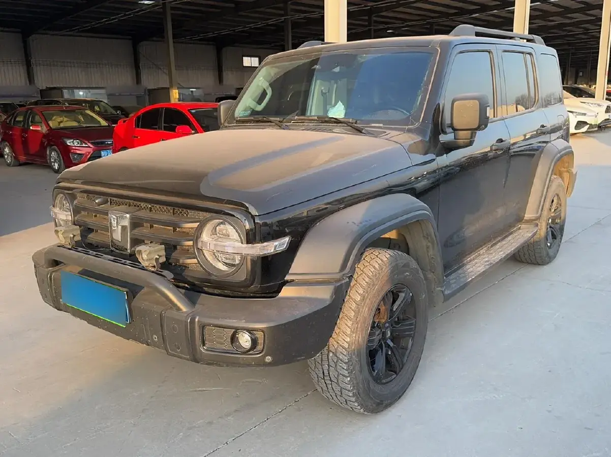 2023 Tank 300 2.0T 227HP L4 8AT