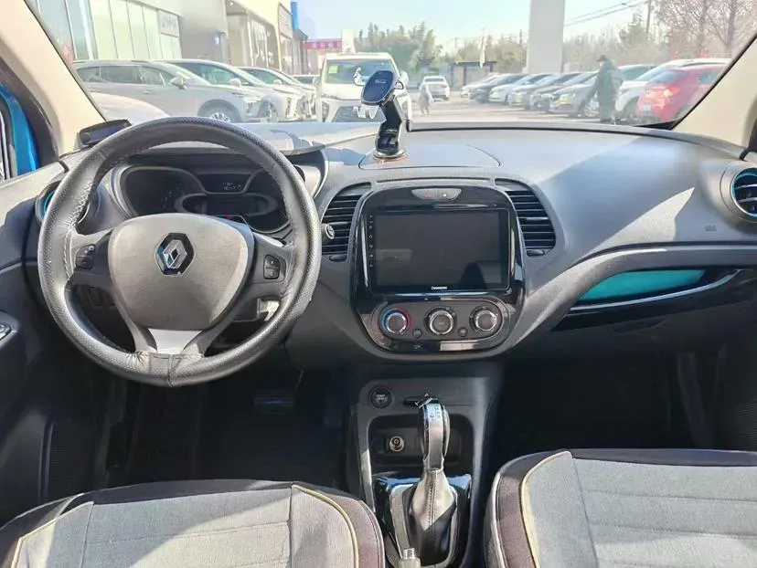 2015 Renault Captur 1.2T 116HP L4 6DCT,autocango,china used car exporter,china ev exporter,chinese used car exporter,chinese used ev exporter