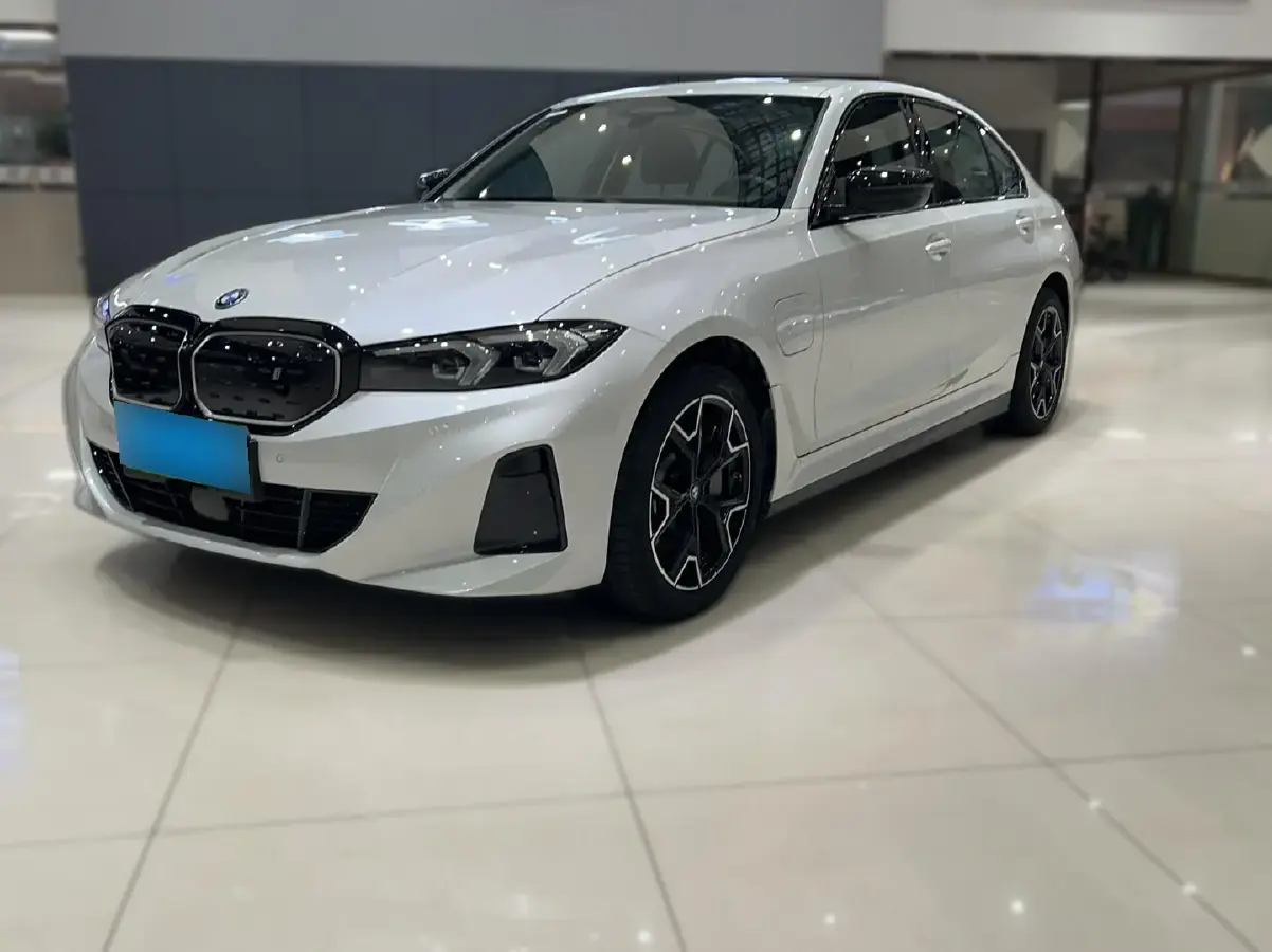 2024 BMW i3 BEV 79.05KWH