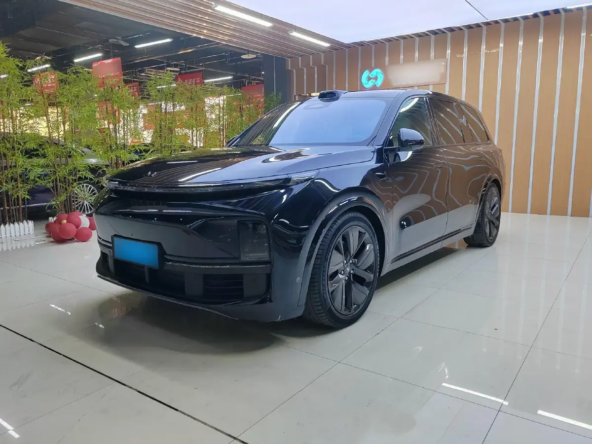 2022 Li L9 Range Extended 154HP REEV 42.6KWH