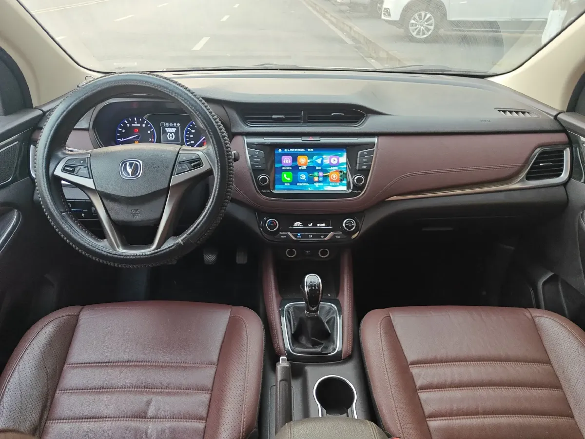 2017 ChangAn Linmax 1.6L 125HP L4 5MT,autocango,china used car exporter,china ev exporter,chinese used car exporter,chinese used ev exporter