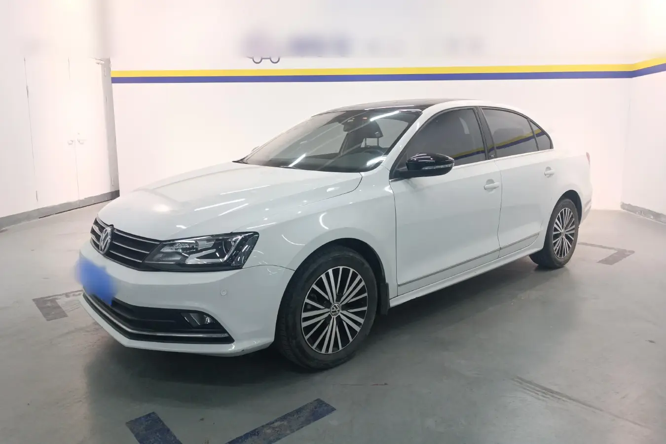 2016 Volkswagen Sagitar 1.4T 131HP L4 7DCT