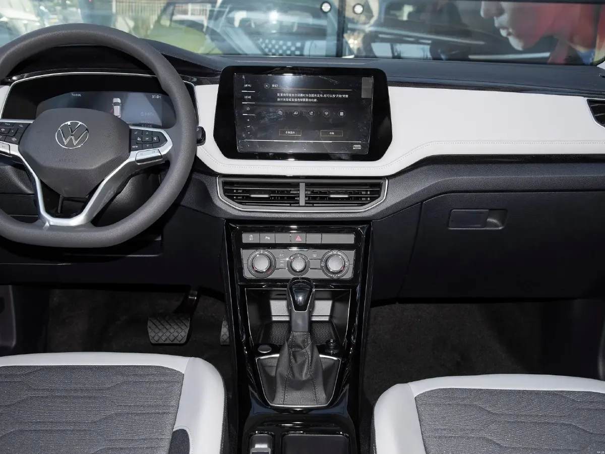 2025 Volkswagen Tharu 1.5T 160HP L4 7DCT,autocango,china used car exporter,china ev exporter,chinese used car exporter,chinese used ev exporter