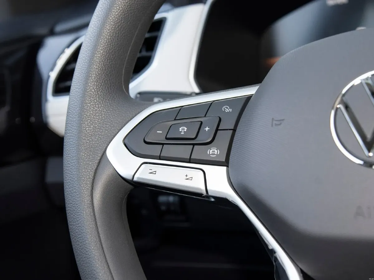 2025 Volkswagen Tharu 1.5T 160HP L4 7DCT,autocango,china used car exporter,china ev exporter,chinese used car exporter,chinese used ev exporter