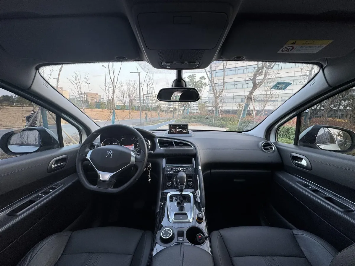 2013 Peugeot 3008 1.6T 163HP L4 6AT,autocango,china used car exporter,china ev exporter,chinese used car exporter,chinese used ev exporter