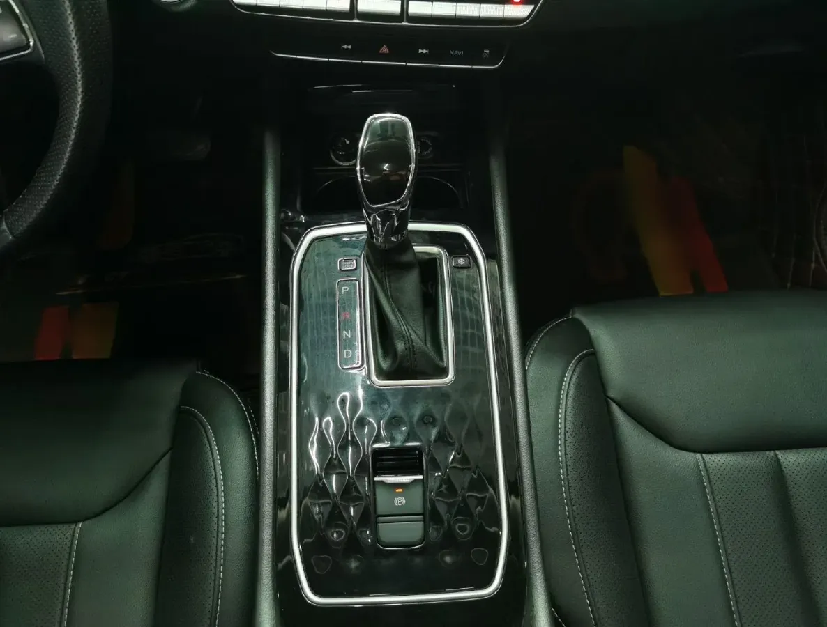 2020 DongFeng Fengon Fengon 580 1.5T 150HP L4 CVT,autocango,china used car exporter,china ev exporter,chinese used car exporter,chinese used ev exporter